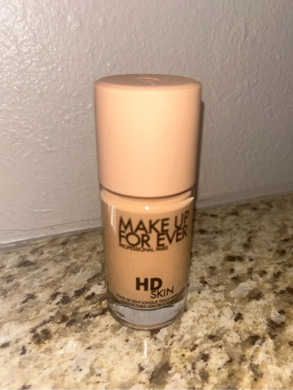 Make Up For Ever HD Skin Foundation -  2Y32 (Warm Caramel)